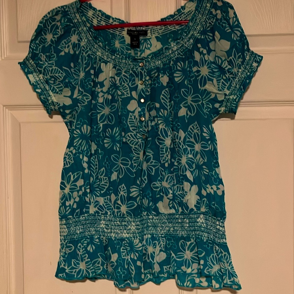 Bandolino denim Gauzy Boho top M